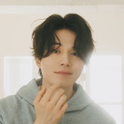 LEEDONGWOOKJP's profile picture. 『#殺し屋たちの店』『#九尾狐伝』『#トッケビ』主演俳優 #イ・ドンウク 日本公式アカウントです。