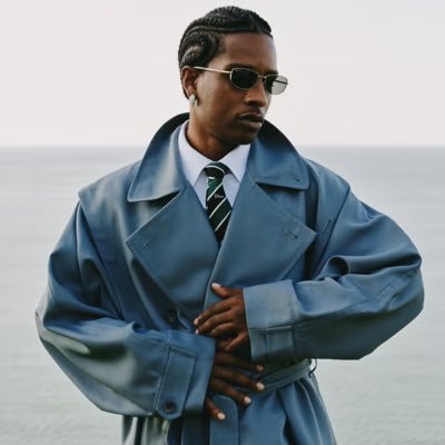 awgecentral's profile picture. 