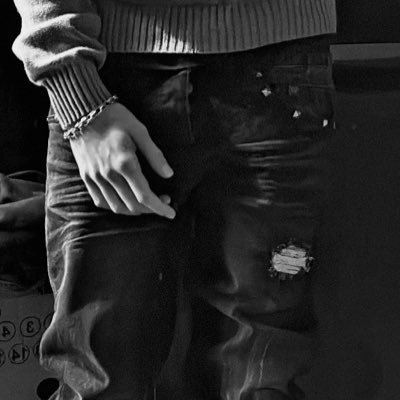 1600jelle's profile picture. ε=ε=ε=ε=ε=ε=┌(;￣◇￣)┘