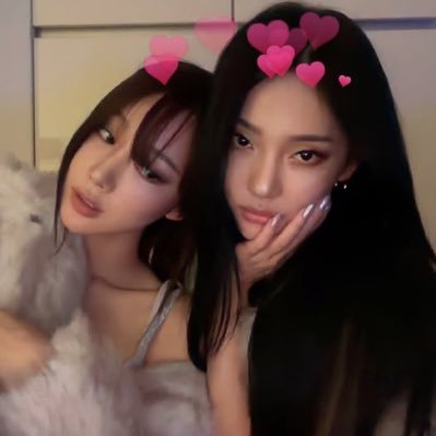 fromisyerim's profile picture. ˚ ༘♡ ⋆｡˚ ❀