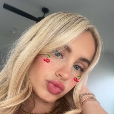 TechdomTraps's profile picture. Financial succubus,you will send and obey at my pretty feet is where you belong🏦 https://t.co/5Oahffumxy