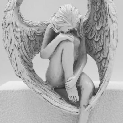 disowneddeath's profile picture. 