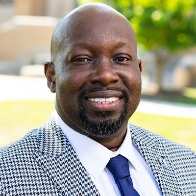 Dr_JWilliamBlue's profile picture. 