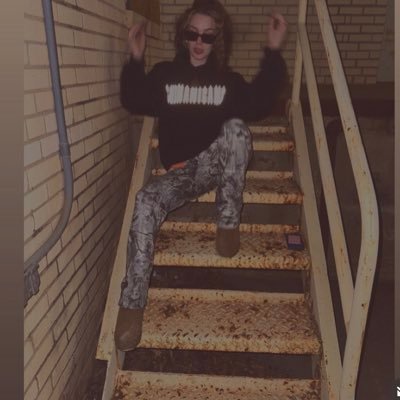 Fay_Leigh99's profile picture. creative Art director @ Shenanigans 😈🪩🖌️📝👗👡💅 ~ Dm for Model gig bookings • 26 | OKC |  YouTube coming soon! Tiktok @thatgirlfromoklahoma