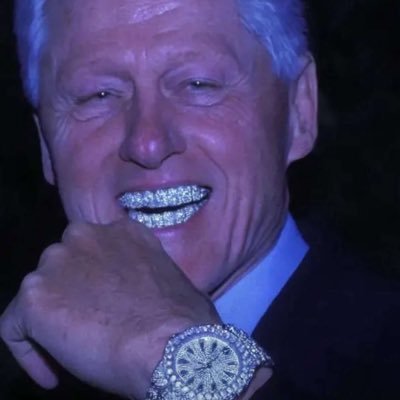 HiveShaggy's profile picture. made ya look. read one piece #HIVESZN🐝