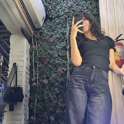 glitchinpria's profile picture. ☕