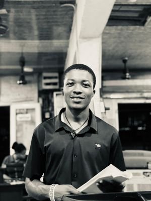 solowise_30's profile picture. 