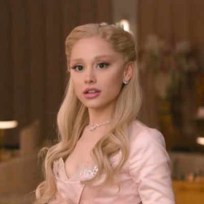 grande__venti's profile picture. at the end of the rainbow.. i hope you find…🫧☁️