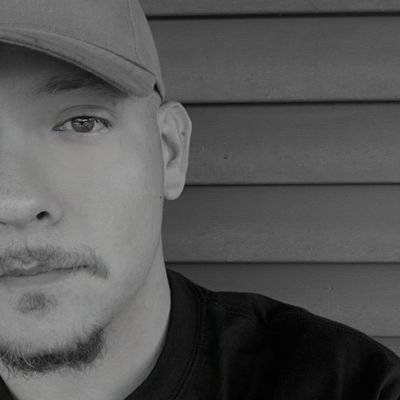 wja989's profile picture. i belong to the sky, mind your own misery