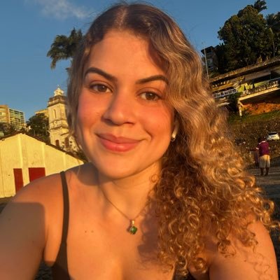 camiladurando's profile picture. médica especialista em nefrologia e em dar opiniões que ninguém perguntou