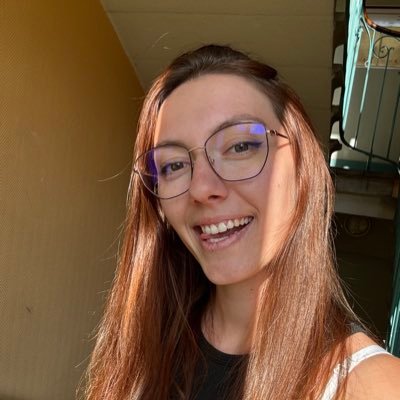 VictoriaHrm's profile picture. 