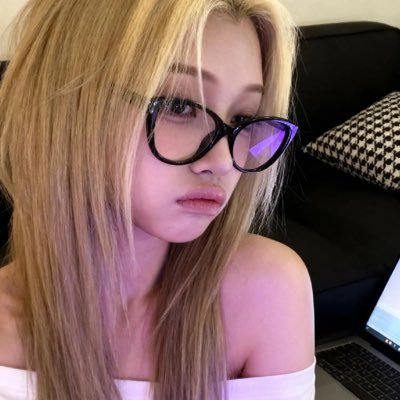 gongjugehlee's profile picture. 2007. MVRP. NOT REAL. UNIS' sleepy-eyed princess. They don't call me extra for nothing.