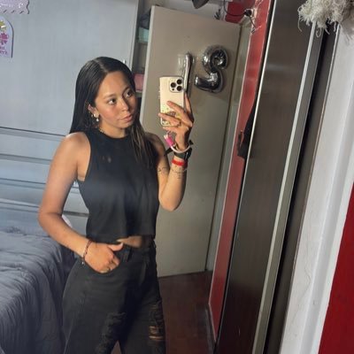 roci_bazan's profile picture. 🇾🇪