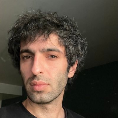 kolahsefid's profile picture. علاقه‌مند به علوم کامپیوتر، الکترونیک، مکانیک و هوانوردی. دلباخته ایران.