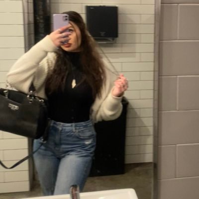 b7ebjuju's profile picture. stargirl ⋆˙⟡ 🪩