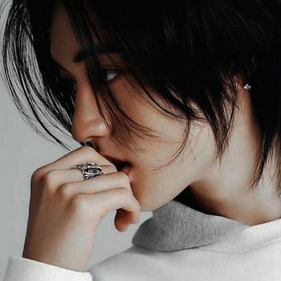 waxanabbe's profile picture. RP. A fukuoka-born dreamer with shadows in his voice and sunlight in his smile. Haruto Watanabe.