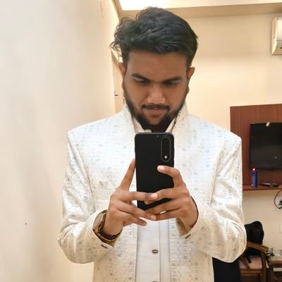 kushgupta_kg's profile picture. .