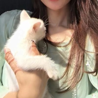 cremebrull3's profile picture. do u or do u not feel bonita?