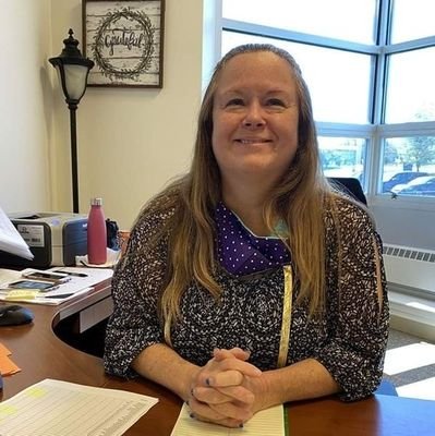 oliviaScot8755's profile picture. I side hustle to make my family proud not to complete