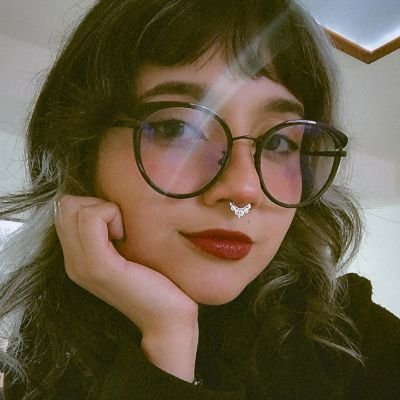 volcxnica's profile picture. No se nace en vano al pie de un volcán ❤️‍🔥