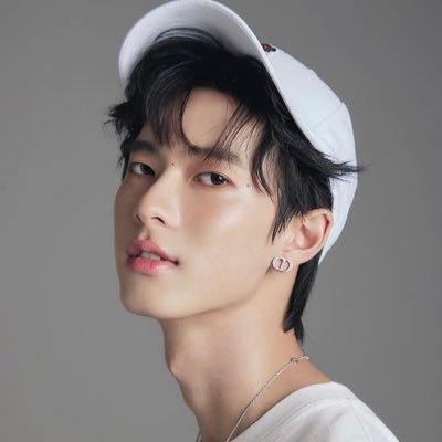 firstzoned's profile picture. life full of pooh and firstone