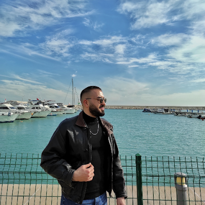 AkifCan1930028's profile picture. 