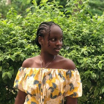 Jom1lojuu's profile picture. Pretty mind, messy opinions.