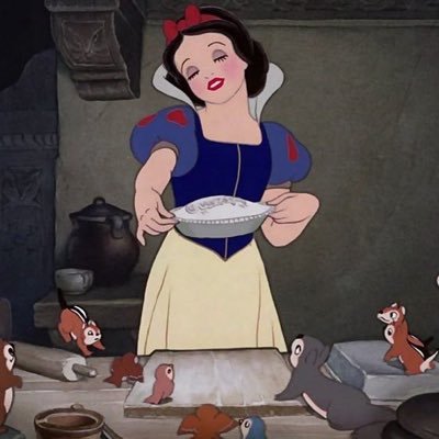 momofdroids's profile picture. motherhood. homemaking. baking. book reviews. swiftie. 📸