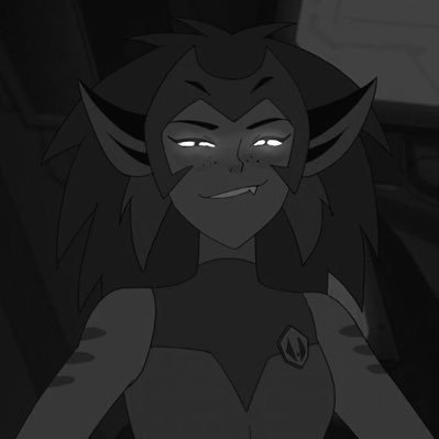 elleisvile's profile picture. 27 🥀 new to cosplay | fr | en ⛓️ INTJ — clothes, black cat energy & pretending to be someone else. 🍷 animes, she-ra, and genshin impact.