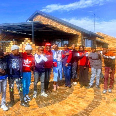 MpGumede's profile picture. 