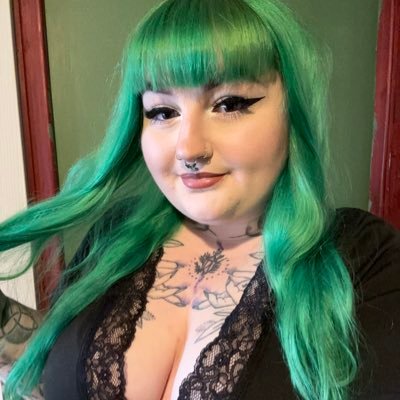 iam_witch_bitch's profile picture. mental health Safe space 💚 26 ♉️ Pokémon Go player • lvl 44- 0239 5508 1861✨ All things spooky 🎃🎮Gamer 🎮 YouTuber (ASMR) twitch streamer