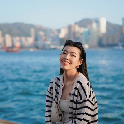 lauraclarknyc's profile picture. New York.🗽 Politics. Photography. Hiking. Occasional combinations thereof.  Optimistic about the future. #maga 🇺🇲🇺🇲🇺🇲