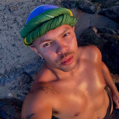 coguiar's profile picture. 