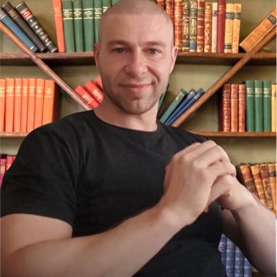 FedericoLudue's profile picture. 🇦🇷Sociólogo, a favor del Equilibrio Fiscal vía + impuestos a los que + tienen. Nos gobierna la Casta más Rancia, vendedores de estupefacientes y una tarotista