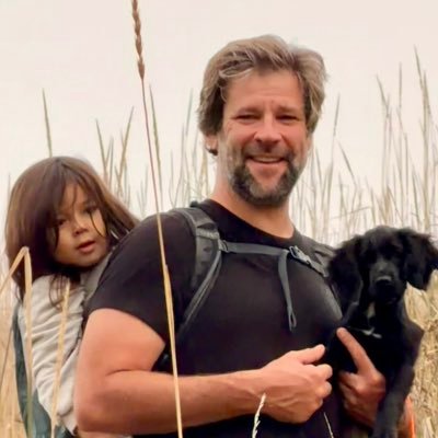 NotLouReese's profile picture. 