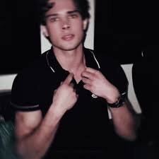 lightfpsx's profile picture. 