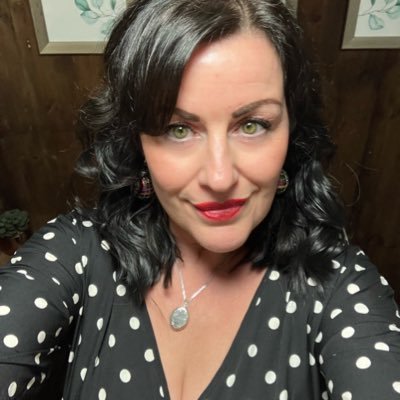 Badwench73's profile picture. 6ft burlesque queen, neither wise nor witty, mother to two fabulous sons, imbiber of fine cocktails. Absolutely NOT worth the hard work.