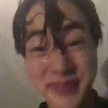 KimMariach21123's profile picture. 방탄소년단.. 💜아포방포:)
LIFE IS A SOUP AND I'M A FORK..💙:⁠^⁠)
   LOVE YOURSELF LOVE MYSELF PEACE🖤;⁠) 
SCENERY THV 🤎WITH PROMISE JIMINIE 💛