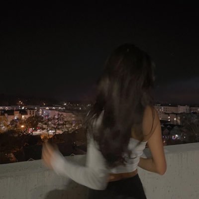 aviixn's profile picture. 