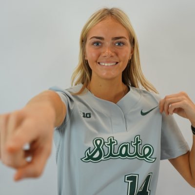 EllaGirard2026's profile picture. Turnin2 Robeson/Long #23 | Walsh Jesuit High School 2026 | @msu_softball commit💚🤍