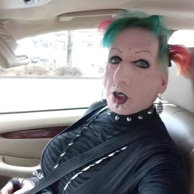 AlmaMaderoNoFue's profile picture. 