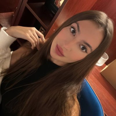 Nicole08612's profile picture. "Sunshine, sea breeze and champagne are the gentle daily life of an independent woman. Elegance is not an outfit, but an attitude."