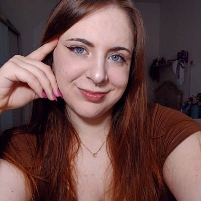 camicmpp's profile picture. por qué me miras tanto mi amor te sentis nervioso?