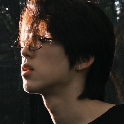 thetenthwish's profile picture. 