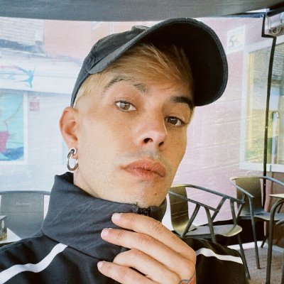 ramoncastro90's profile picture. 📸A veces me hacen fotos y además tengo un blog. 🎓 Publicidad & RR.PP.