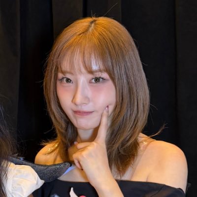 ouriirose's profile picture. #LESBIALIZEHASEUL