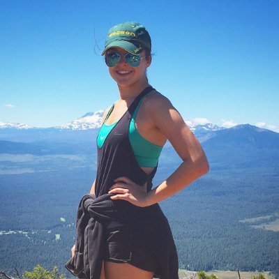 ElenaAndrewsCA's profile picture. 🇺🇸I love talking to interesting souls/🏖️🦮🏇⛳🏌️‍♀️/success and dedication are mutual🇺🇸