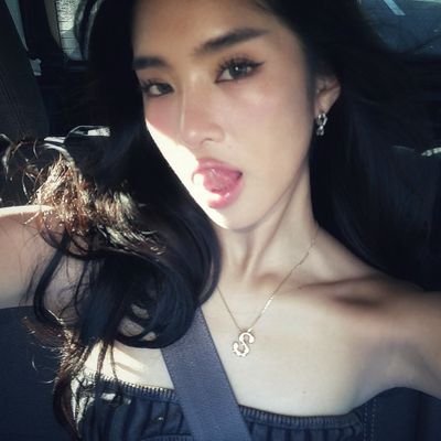 rikioutside's profile picture. ni-ki outsold outdid outperformed