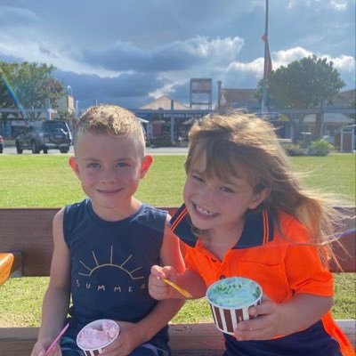 CountryDude_'s profile picture. Aussie #HockeyDad 👩‍👧‍👧 #stlblues 🏒 i'm not happy with any of our politicians I think they're all a bunch of crooks #BLM #voteforthrightperson