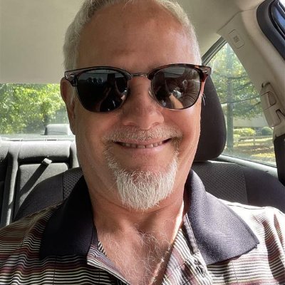 DarwinSmar86551's profile picture. please I'm a scam don't follow me okay